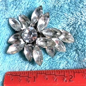 Vintage Rhinestone Layered Cluster Brooch